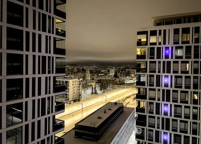 Aseman Portti - Stunning 1br 13th Floor شقة كوبيو